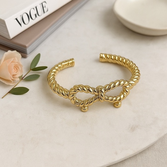 BRIGHTON My Flat in London’ gold twist bow bracelet with crystal ends - Picture 6 of 6